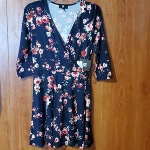 💐Iz Byer floral dress💐